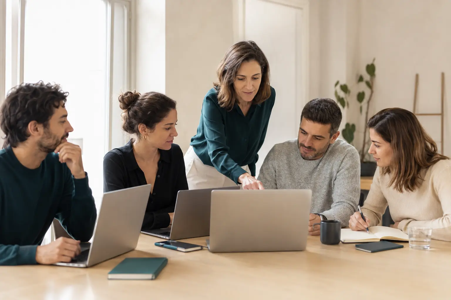 Sesión práctica de formación digital para un grupo reducido